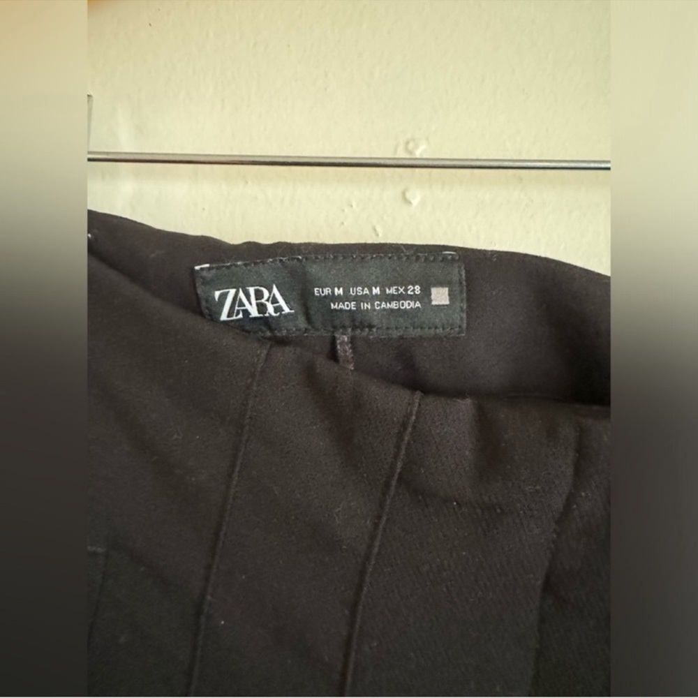 Zara Black Pleated Front Trousers - Picture 4 of 6